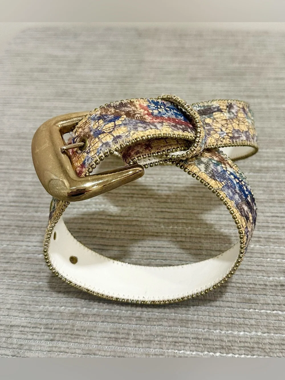 Ladies Vintage Leather Belt,‎ Yellow With Glittery Abstract Designs, Gold Buckle